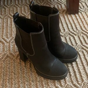 Public Desire size 6 UK